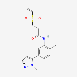 3-Ethenylsulfonyl-N-[2-methyl-5-(2-methylpyrazol-3-yl)phenyl]propanamide