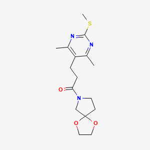 3-[4,6-Dimethyl-2-(methylsulfanyl)pyrimidin-5-yl]-1-{1,4-dioxa-7-azaspiro[4.4]nonan-7-yl}propan-1-one