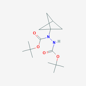 molecular formula C15H26N2O4 B2391643 Di-tert-butyl 1-(bicyclo[1.1.1]pentan-1-yl)hydrazine-1,2-dicarboxylate CAS No. 1326242-72-1