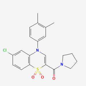 molecular formula C21H21ClN2O3S B2391689 (6-chloro-4-(3,4-dimethylphenyl)-1,1-dioxido-4H-benzo[b][1,4]thiazin-2-yl)(pyrrolidin-1-yl)methanone CAS No. 1251670-28-6