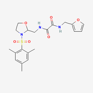 N1-(furan-2-ylmethyl)-N2-((3-(mesitylsulfonyl)oxazolidin-2-yl)methyl)oxalamide