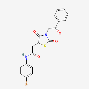 molecular formula C19H15BrN2O4S B2392950 N-(4-bromophenyl)-2-[2,4-dioxo-3-(2-oxo-2-phenylethyl)-1,3-thiazolidin-5-yl]acetamide CAS No. 878990-21-7