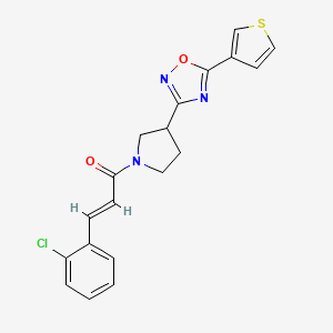 molecular formula C19H16ClN3O2S B2393986 (E)-3-(2-chlorophenyl)-1-(3-(5-(thiophen-3-yl)-1,2,4-oxadiazol-3-yl)pyrrolidin-1-yl)prop-2-en-1-one CAS No. 2035008-25-2