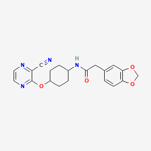 molecular formula C20H20N4O4 B2394653 2-(benzo[d][1,3]dioxol-5-yl)-N-((1r,4r)-4-((3-cyanopyrazin-2-yl)oxy)cyclohexyl)acetamide CAS No. 2034399-01-2
