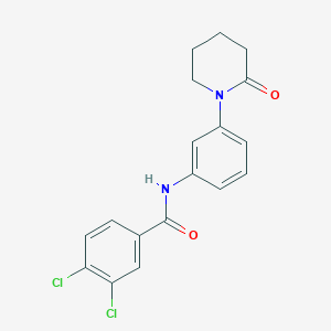 molecular formula C18H16Cl2N2O2 B2395660 3,4-dichloro-N-[3-(2-oxopiperidin-1-yl)phenyl]benzamide CAS No. 922906-15-8