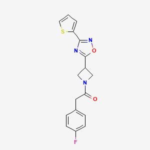 2-(4-Fluorophenyl)-1-(3-(3-(thiophen-2-yl)-1,2,4-oxadiazol-5-yl)azetidin-1-yl)ethanone