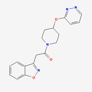 molecular formula C18H18N4O3 B2396073 2-(Benzo[d]isoxazol-3-yl)-1-(4-(pyridazin-3-yloxy)piperidin-1-yl)ethanone CAS No. 1797951-40-6