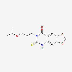 molecular formula C15H18N2O4S B2396197 7-[3-(propan-2-yloxy)propyl]-6-sulfanylidene-2H,5H,6H,7H,8H-[1,3]dioxolo[4,5-g]quinazolin-8-one CAS No. 688053-28-3