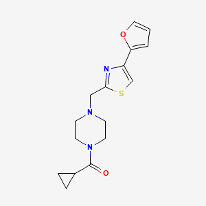 molecular formula C16H19N3O2S B2398294 Cyclopropyl(4-((4-(furan-2-yl)thiazol-2-yl)methyl)piperazin-1-yl)methanone CAS No. 1172915-75-1