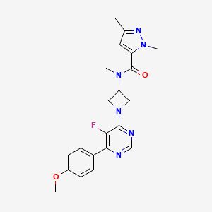molecular formula C21H23FN6O2 B2399123 N-[1-[5-Fluoro-6-(4-methoxyphenyl)pyrimidin-4-yl]azetidin-3-yl]-N,2,5-trimethylpyrazole-3-carboxamide CAS No. 2380182-46-5