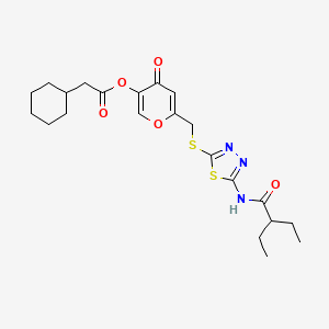 6-(((5-(2-ethylbutanamido)-1,3,4-thiadiazol-2-yl)thio)methyl)-4-oxo-4H-pyran-3-yl 2-cyclohexylacetate