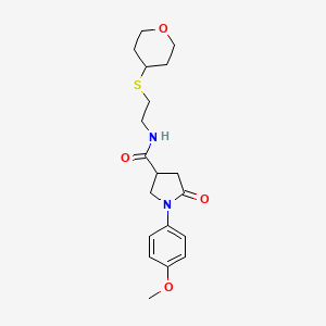 molecular formula C19H26N2O4S B2401194 1-(4-methoxyphenyl)-N-[2-(oxan-4-ylsulfanyl)ethyl]-5-oxopyrrolidine-3-carboxamide CAS No. 2034424-29-6