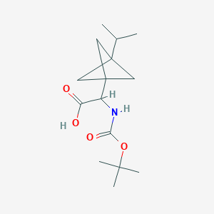 2-[(2-Methylpropan-2-yl)oxycarbonylamino]-2-(3-propan-2-yl-1-bicyclo[1.1.1]pentanyl)acetic acid