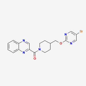 molecular formula C19H18BrN5O2 B2401513 2-(4-{[(5-Bromopyrimidin-2-yl)oxy]methyl}piperidine-1-carbonyl)quinoxaline CAS No. 2380033-19-0