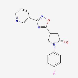 molecular formula C17H13FN4O2 B2401816 1-(4-Fluorophenyl)-4-[3-(3-pyridyl)-1,2,4-oxadiazol-5-yl]-2-pyrrolidinone CAS No. 941917-76-6