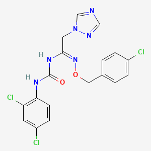 molecular formula C18H15Cl3N6O2 B2404454 1-[(Z)-N-[(4-Chlorophenyl)methoxy]-C-(1,2,4-triazol-1-ylmethyl)carbonimidoyl]-3-(2,4-dichlorophenyl)urea CAS No. 306976-67-0