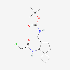 molecular formula C16H27ClN2O3 B2405888 Tert-butyl N-[[8-[(2-chloroacetyl)amino]spiro[3.4]octan-7-yl]methyl]carbamate CAS No. 2411199-94-3