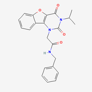 molecular formula C22H21N3O4 B2407079 N-benzyl-2-(2,4-dioxo-3-propan-2-yl-[1]benzofuro[3,2-d]pyrimidin-1-yl)acetamide CAS No. 887224-97-7