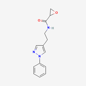 molecular formula C14H15N3O2 B2408010 N-[2-(1-Phenylpyrazol-4-yl)ethyl]oxirane-2-carboxamide CAS No. 2411239-40-0