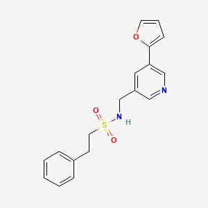 molecular formula C18H18N2O3S B2410816 N-((5-(furan-2-yl)pyridin-3-yl)methyl)-2-phenylethanesulfonamide CAS No. 2310143-78-1