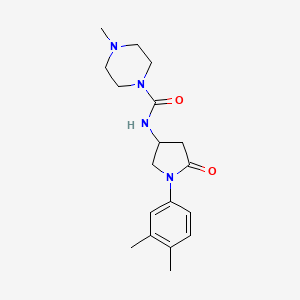 molecular formula C18H26N4O2 B2410857 N-[1-(3,4-dimethylphenyl)-5-oxopyrrolidin-3-yl]-4-methylpiperazine-1-carboxamide CAS No. 894027-59-9