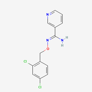 molecular formula C13H11Cl2N3O B2411597 N'-[(2,4-dichlorobenzyl)oxy]-3-pyridinecarboximidamide CAS No. 338753-61-0