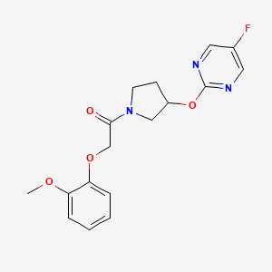 molecular formula C17H18FN3O4 B2412399 1-(3-((5-Fluoropyrimidin-2-yl)oxy)pyrrolidin-1-yl)-2-(2-methoxyphenoxy)ethanone CAS No. 2034295-84-4