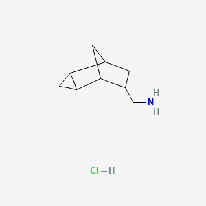 {Tricyclo[3.2.1.0^{2,4}]octan-6-yl}methanamine hydrochloride