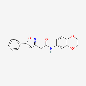 molecular formula C19H16N2O4 B2412841 N-(2,3-dihydrobenzo[b][1,4]dioxin-6-yl)-2-(5-phenylisoxazol-3-yl)acetamide CAS No. 953245-54-0