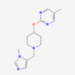 molecular formula C15H21N5O B2415200 5-Methyl-2-[1-[(3-methylimidazol-4-yl)methyl]piperidin-4-yl]oxypyrimidine CAS No. 2415586-75-1