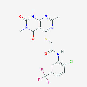 molecular formula C18H15ClF3N5O3S B2415983 N-(2-chloro-5-(trifluoromethyl)phenyl)-2-((2,6,8-trimethyl-5,7-dioxo-5,6,7,8-tetrahydropyrimido[4,5-d]pyrimidin-4-yl)thio)acetamide CAS No. 852168-31-1