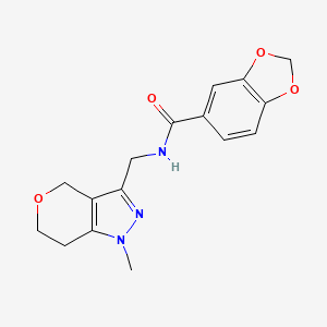 molecular formula C16H17N3O4 B2418581 N-((1-methyl-1,4,6,7-tetrahydropyrano[4,3-c]pyrazol-3-yl)methyl)benzo[d][1,3]dioxole-5-carboxamide CAS No. 1797015-76-9