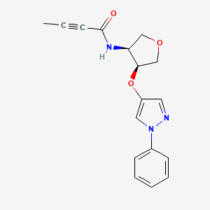 molecular formula C17H17N3O3 B2419667 N-[(3S,4S)-4-(1-Phenylpyrazol-4-yl)oxyoxolan-3-yl]but-2-ynamide CAS No. 2223581-89-1