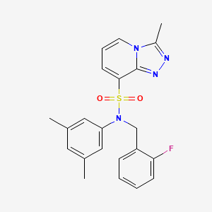 molecular formula C22H21FN4O2S B2420151 3-[5-(2-氯苯基)-1,3,4-恶二唑-2-基]-1-甲基-5-(2-噻吩基乙酰)-4,5,6,7-四氢-1H-吡唑并[4,3-c]吡啶 CAS No. 1251672-10-2