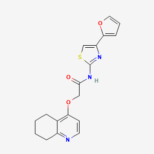 molecular formula C18H17N3O3S B2420738 N-[4-(furan-2-yl)-1,3-thiazol-2-yl]-2-(5,6,7,8-tetrahydroquinolin-4-yloxy)acetamide CAS No. 1795424-22-4
