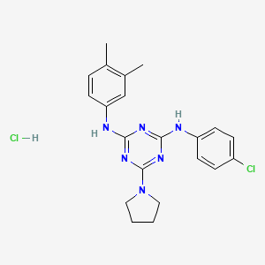 molecular formula C21H24Cl2N6 B2421131 N2-(4-chlorophenyl)-N4-(3,4-dimethylphenyl)-6-(pyrrolidin-1-yl)-1,3,5-triazine-2,4-diamine hydrochloride CAS No. 1179475-45-6
