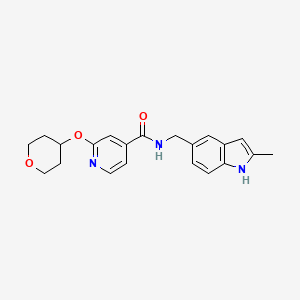 molecular formula C21H23N3O3 B2423650 N-[(2-methyl-1H-indol-5-yl)methyl]-2-(oxan-4-yloxy)pyridine-4-carboxamide CAS No. 2034363-83-0
