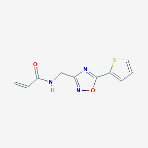 molecular formula C10H9N3O2S B2425276 N-{[5-(thiophen-2-yl)-1,2,4-oxadiazol-3-yl]methyl}prop-2-enamide CAS No. 2411218-44-3