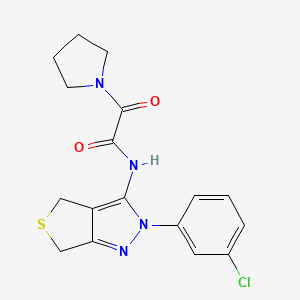 molecular formula C17H17ClN4O2S B2425385 N-[2-(3-chlorophenyl)-4,6-dihydrothieno[3,4-c]pyrazol-3-yl]-2-oxo-2-pyrrolidin-1-ylacetamide CAS No. 946332-31-6