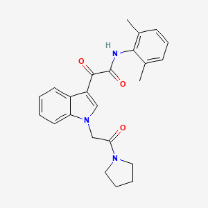 molecular formula C24H25N3O3 B2425430 N-(2,6-二甲基苯基)-2-氧代-2-(1-(2-氧代-2-(哌嗪-1-基)乙基)-1H-吲哚-3-基)乙酰胺 CAS No. 872854-77-8