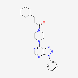 molecular formula C23H29N7O B2427210 3-cyclohexyl-1-(4-(3-phenyl-3H-[1,2,3]triazolo[4,5-d]pyrimidin-7-yl)piperazin-1-yl)propan-1-one CAS No. 920262-10-8