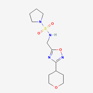 molecular formula C12H20N4O4S B2427325 N-{[3-(oxan-4-yl)-1,2,4-oxadiazol-5-yl]methyl}pyrrolidine-1-sulfonamide CAS No. 2097926-89-9