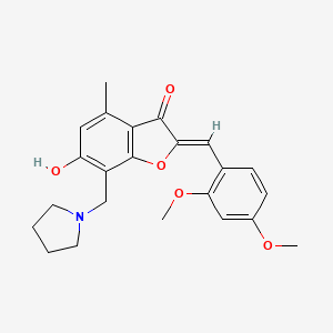 (Z)-2-(2,4-dimethoxybenzylidene)-6-hydroxy-4-methyl-7-(pyrrolidin-1-ylmethyl)benzofuran-3(2H)-one