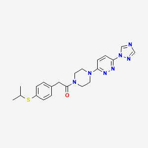 molecular formula C21H25N7OS B2428334 1-(4-(6-(1H-1,2,4-triazol-1-yl)pyridazin-3-yl)piperazin-1-yl)-2-(4-(isopropylthio)phenyl)ethanone CAS No. 1788560-31-5