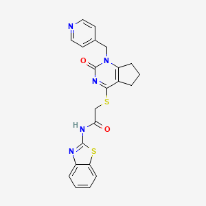 molecular formula C22H19N5O2S2 B2429383 N-(1,3-benzothiazol-2-yl)-2-({2-oxo-1-[(pyridin-4-yl)methyl]-1H,2H,5H,6H,7H-cyclopenta[d]pyrimidin-4-yl}sulfanyl)acetamide CAS No. 933251-35-5