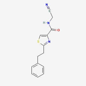 molecular formula C14H13N3OS B2430194 N-(cyanomethyl)-2-(2-phenylethyl)-1,3-thiazole-4-carboxamide CAS No. 135298-71-4
