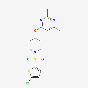 molecular formula C15H18ClN3O3S2 B2430680 4-((1-((5-Chlorothiophen-2-yl)sulfonyl)piperidin-4-yl)oxy)-2,6-dimethylpyrimidine CAS No. 2034498-46-7