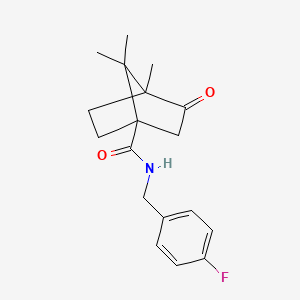 molecular formula C18H22FNO2 B2432025 N-[(4-fluorophenyl)methyl](4,7,7-trimethyl-3-oxobicyclo[2.2.1]heptyl)carboxami de CAS No. 831233-69-3