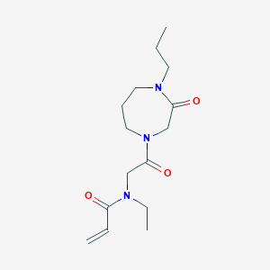 molecular formula C15H25N3O3 B2435211 N-Ethyl-N-[2-oxo-2-(3-oxo-4-propyl-1,4-diazepan-1-yl)ethyl]prop-2-enamide CAS No. 2361882-61-1