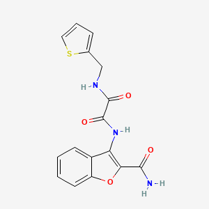 molecular formula C16H13N3O4S B2435841 N1-(2-carbamoylbenzofuran-3-yl)-N2-(thiophen-2-ylmethyl)oxalamide CAS No. 920244-34-4